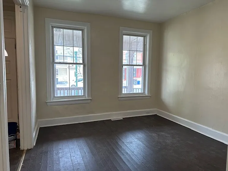 111 N 17th St — Photo 4