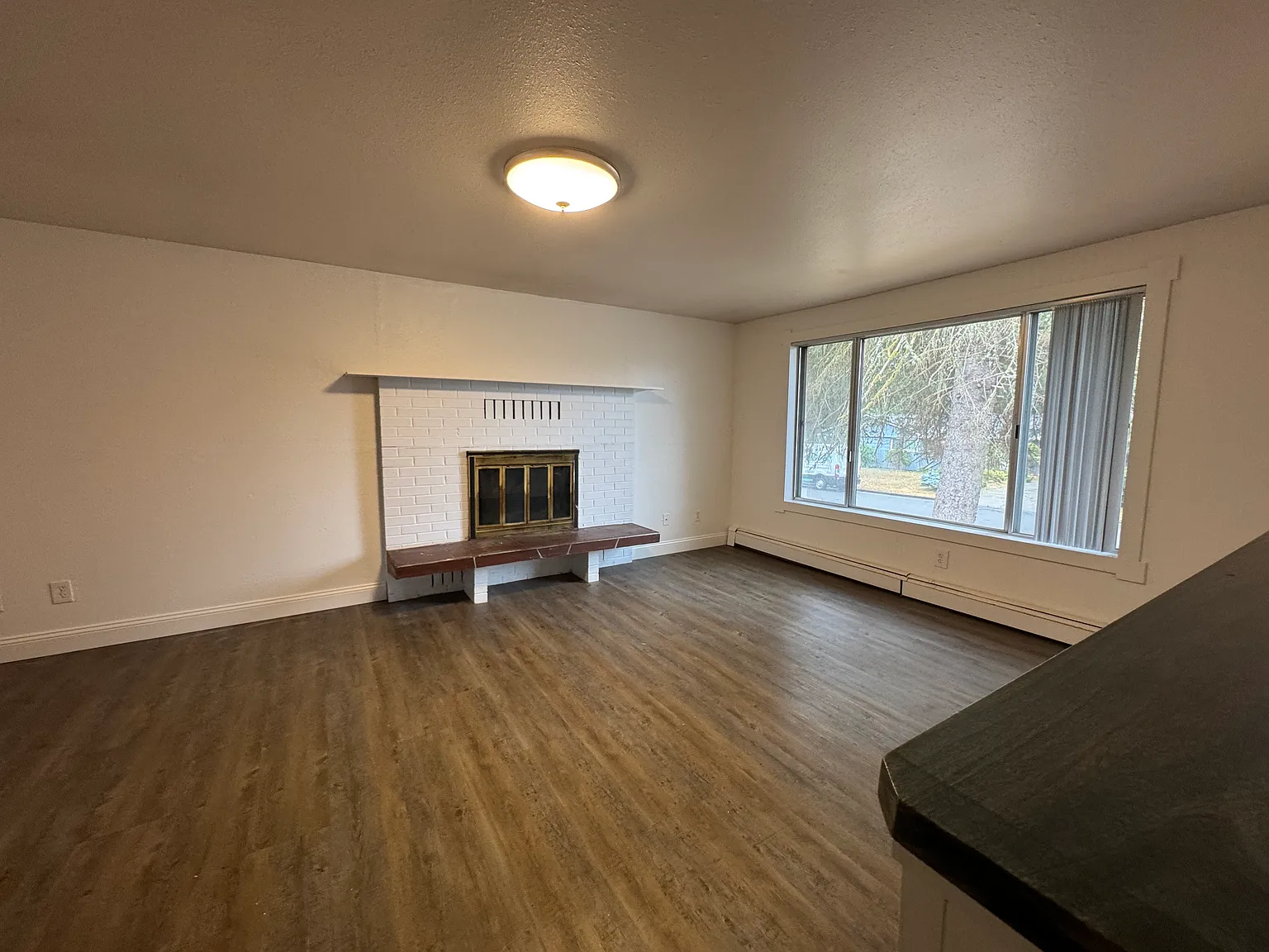 4 bed, 1980 sqft, $2,750 — Photo 4