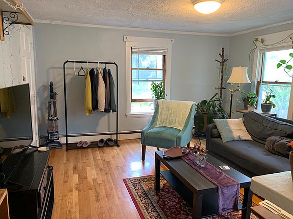 5th image of 222 River St #3