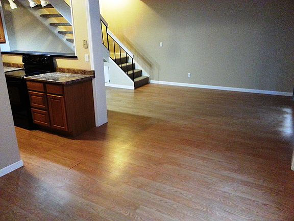 3rd image of 49 Valley Forge Ln