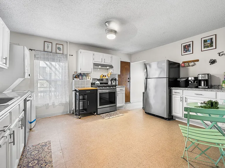 249 Winthrop Shore Dr #4 — Photo 6