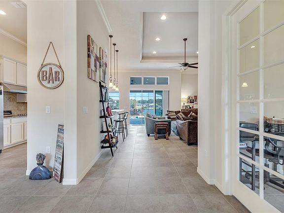 4th image of 11146 Crescent Bay Blvd