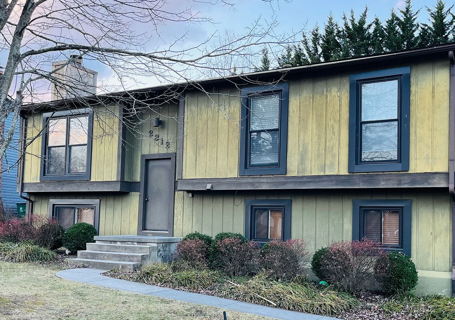 4 Bedroom 2 Bathroom House — Photo 1