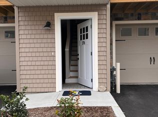 64 Scotch Cap Rd #176, Waterford, CT 06385