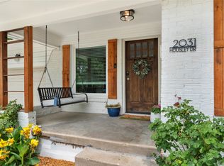 2031 Housley Dr, Dallas, TX 75228