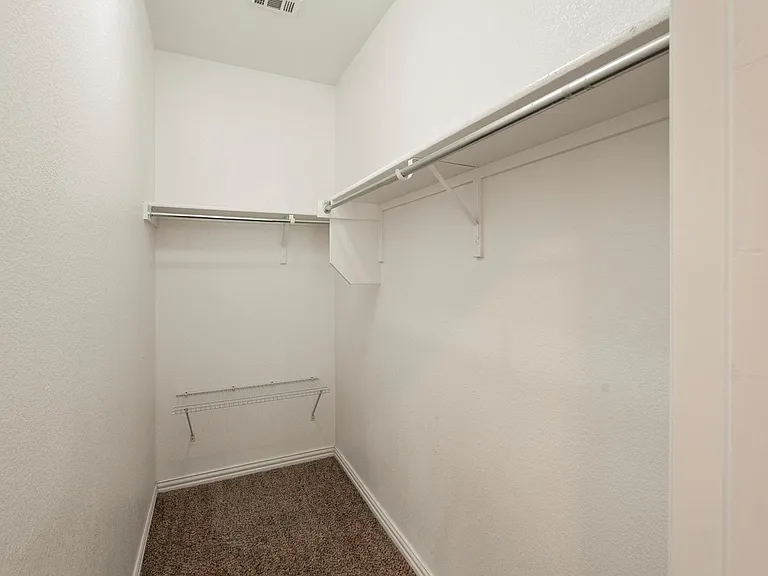 272 Nantucket Cir — Photo 19