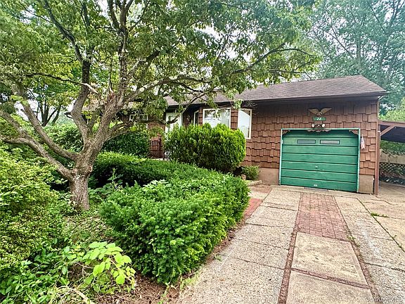 3rd image of 28 Euclid Avenue