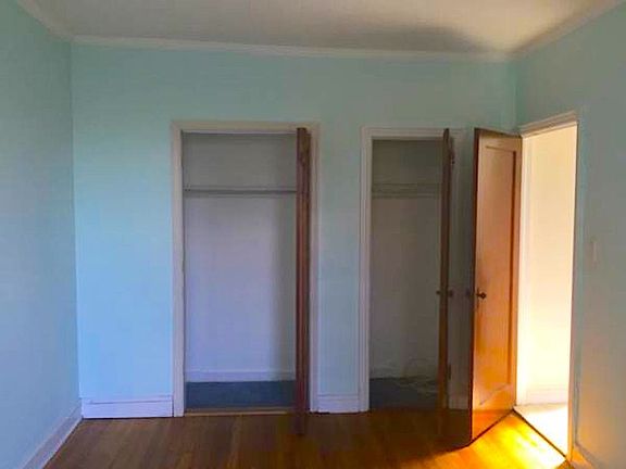 2nd image of 3178 46th St #2