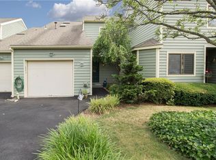 10 Village Grn, Port Chester, NY