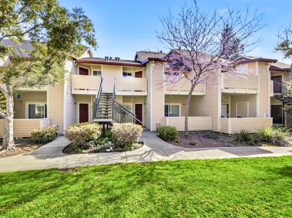 1066 Cedar Gables Dr, San Jose, CA 95118