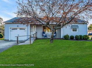 117 Langley Ct, Toms River, NJ 08757