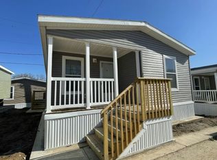 215 Cardinal Ln #215, Madison, WI 53704