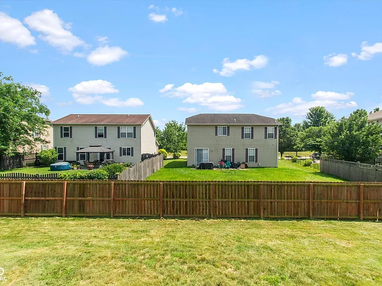 11217 Candice Dr — Photo 15