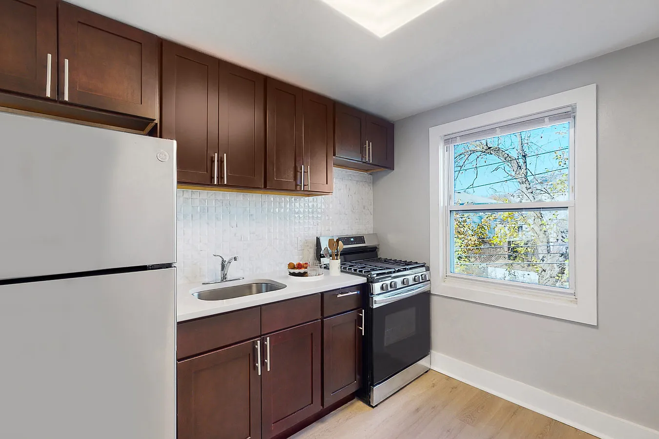 Bound Brook Apartments — Photo 1