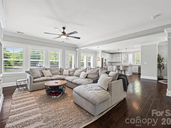 6061 Bountiful St, Belmont, NC 28012