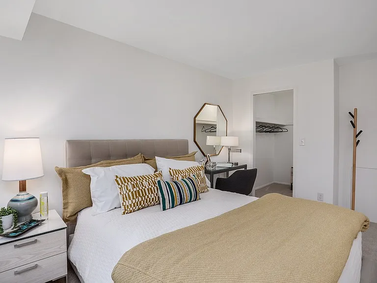Saddle Creek Apartments — Photo 12