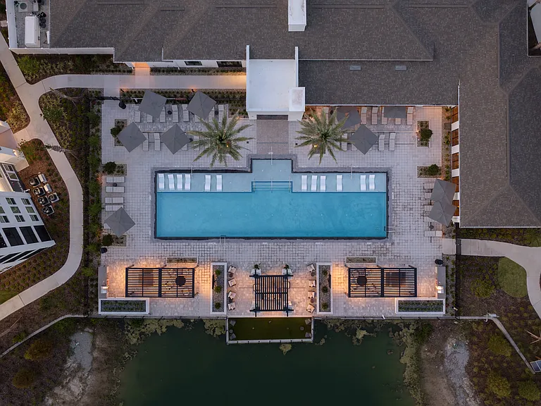 Afton Palms — Photo 11