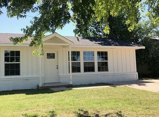 313 Dakota Dr, Pond Creek, OK 73766