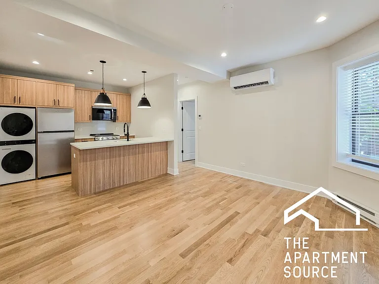 2239 N Bissell St #3N — Photo 2