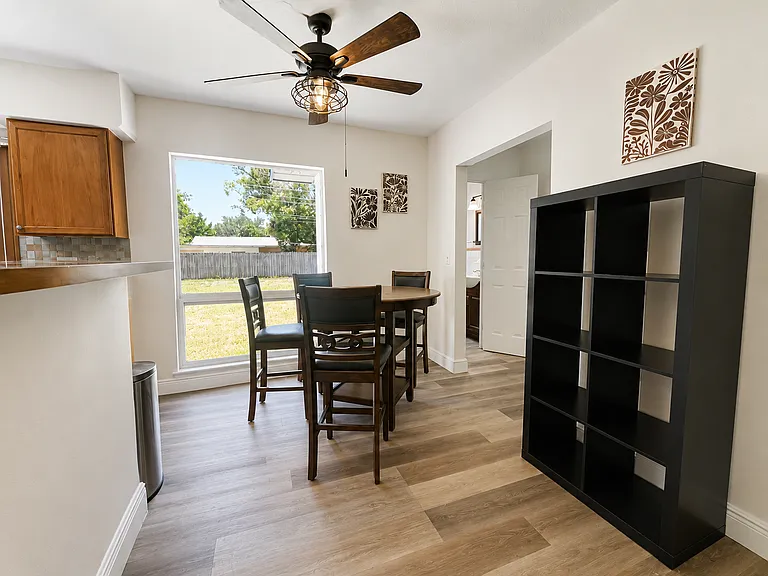 810 Bay Vista Blvd S — Photo 4