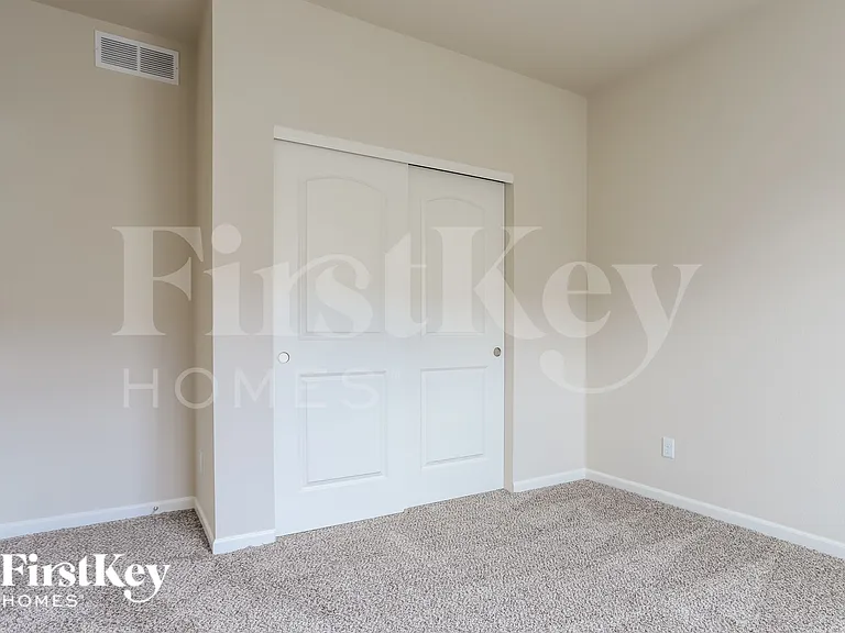 1318 S Duquesne Ct — Photo 15