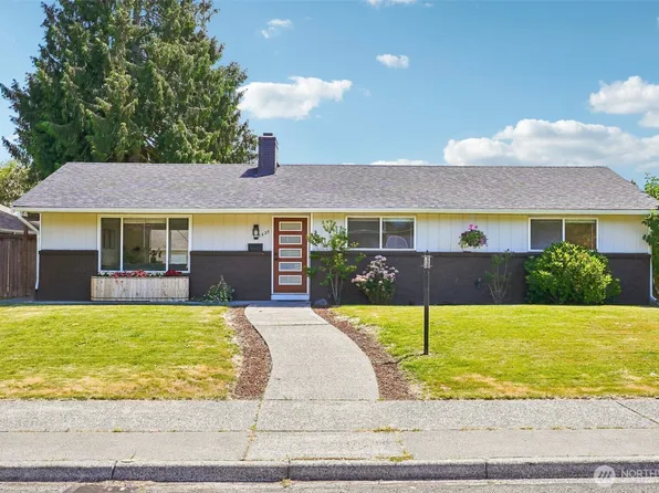 1425 N Woodlawn Street, Tacoma, WA 98406
