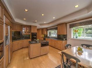 20218 Santa Rita St, Woodland Hills, CA 91364