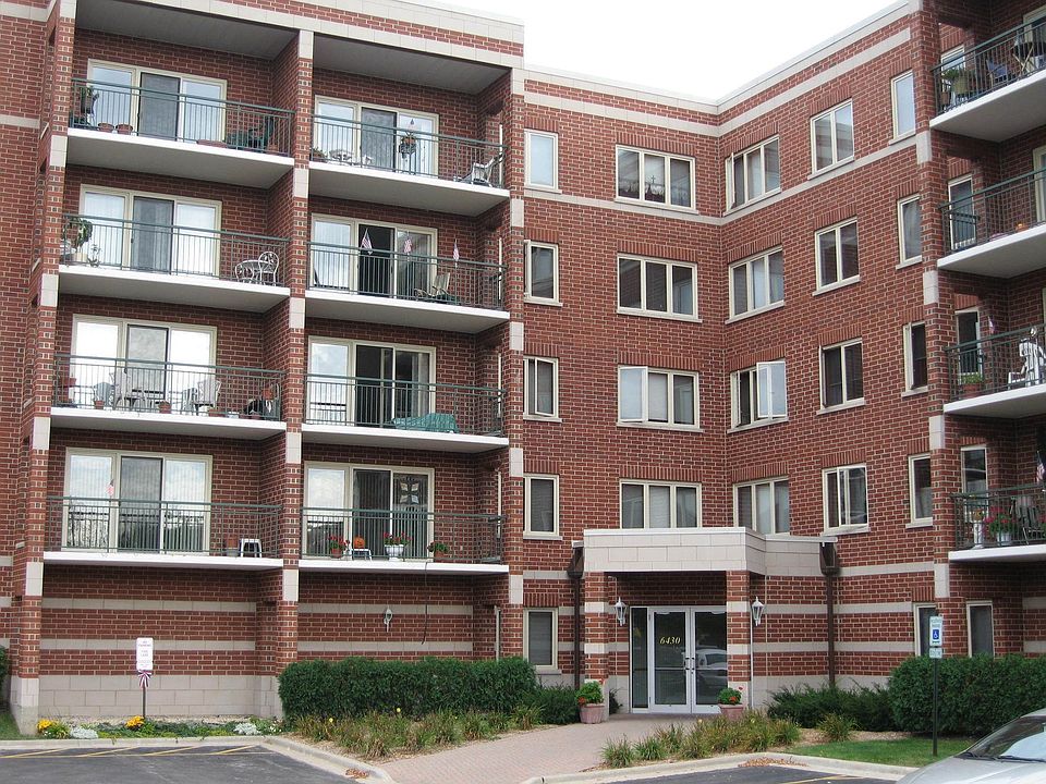 1st image of 6401 W Berteau Ave #8-313
