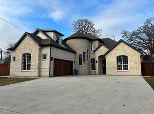 432 Gilbert Cir, Grand Prairie, TX 75050