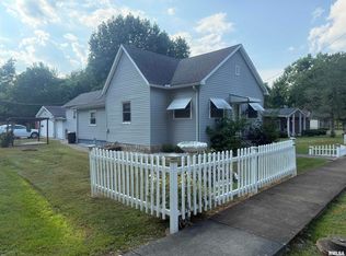 401 N 23rd St, Herrin, IL 62948