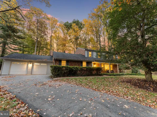 23919 Log House Rd, Gaithersburg, MD 20882