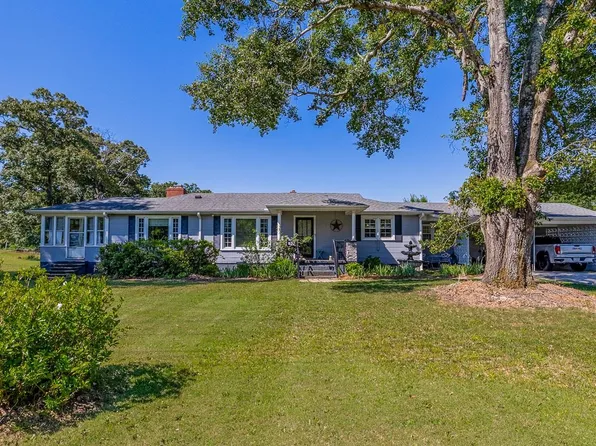 902 Blackstock Rd, Pauline, SC 29374