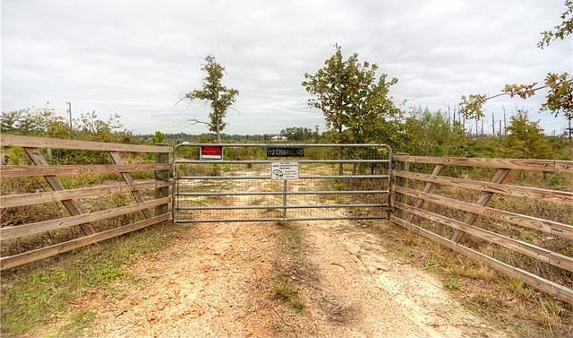 1st image of 112 Charolais Dr