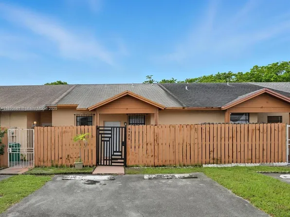 6726 NW 188th Ter, Hialeah, FL 33015