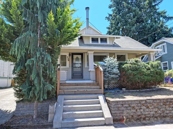 736 NE Roselawn St, Portland, OR 97211