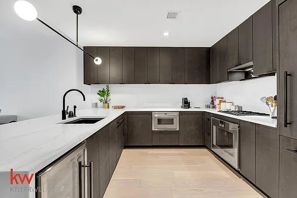 Rented by Keller Williams NYC | media 10
