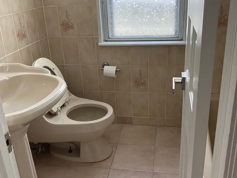 27-17 38th Ave #2L — Photo 7