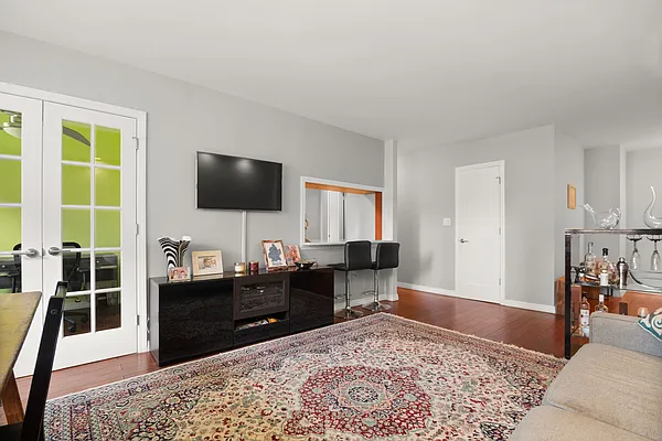 Sold by Compass | media 3
