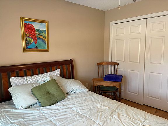 3rd image of 9631 Sunnybrook Dr