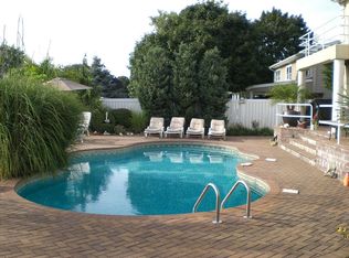 37 Fairwater Ave, Massapequa, NY 11758