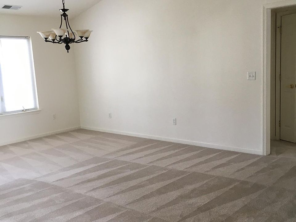 1st image of 2 Cypress Ln