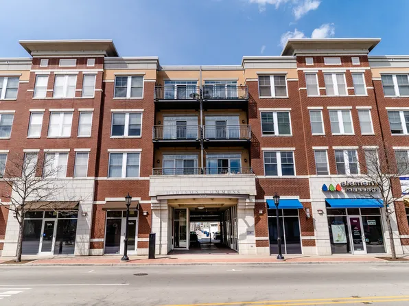 7243 Madison St APT 310, Forest Park, IL 60130