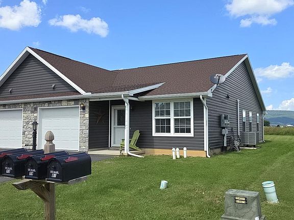 2nd image of 73 Pacific Ave