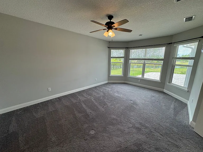 64 Rose Dew Dr — Photo 10