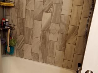 717 E Hill Dr, Guthrie, OK 73044