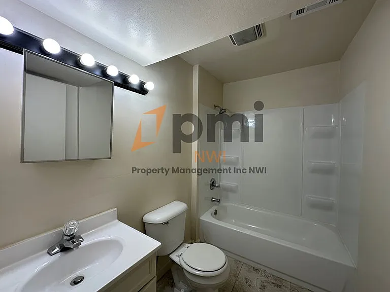 4635 Towle Ave #1 — Photo 9