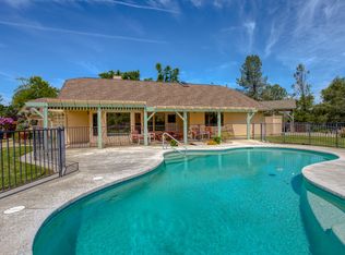 3000 Sunglow Dr, Redding, CA 96001