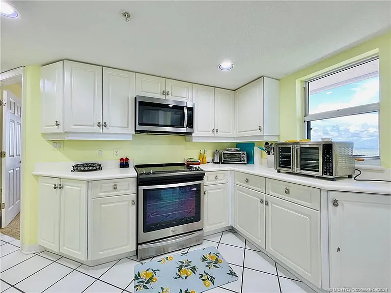 5051 N Highway A1A #12-6 — Photo 11