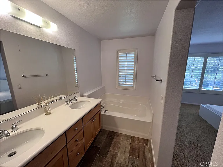 71 Platinum Cir — Photo 18