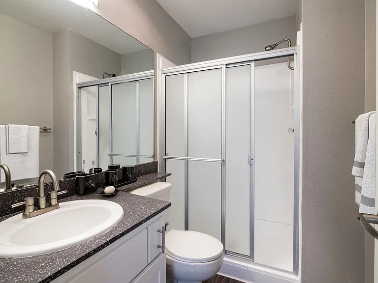Lakeview Village — Photo 9